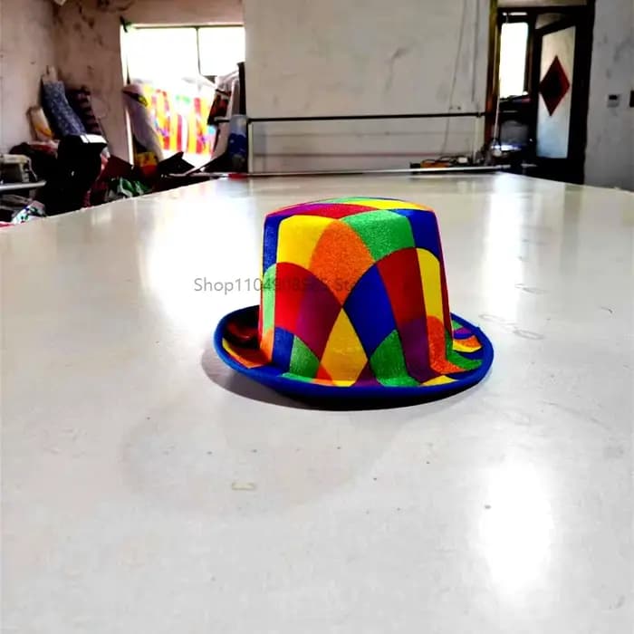 Chapeau de Clown Rayé Carnaval Amusant et Coloré, Polyvalent pour Jeu de Rôle, Accessoire de Performance pour Fête Masquée et Cirque
