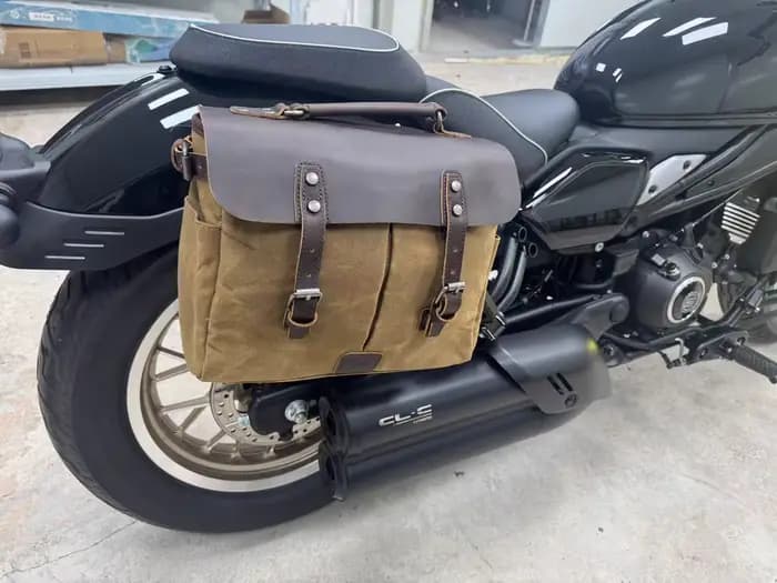 Sacoche latérale de moto