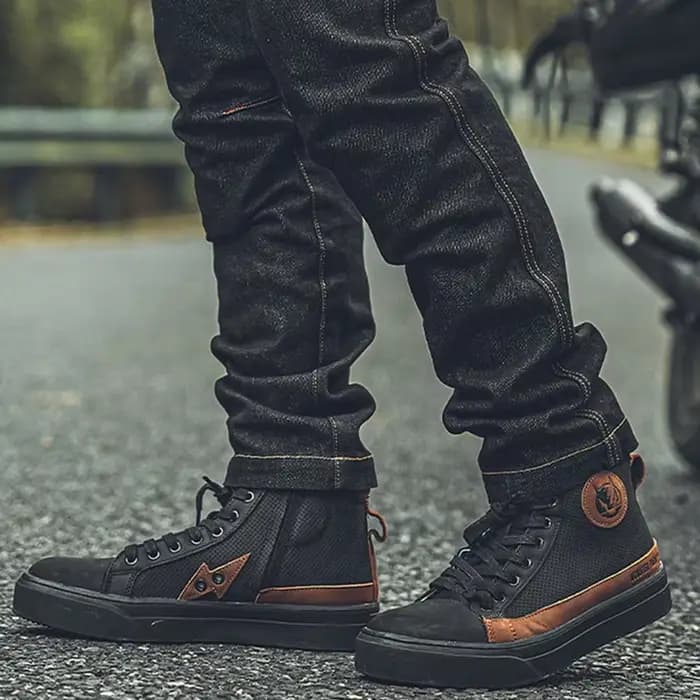 Nouvelles bottes de moto pour femmes