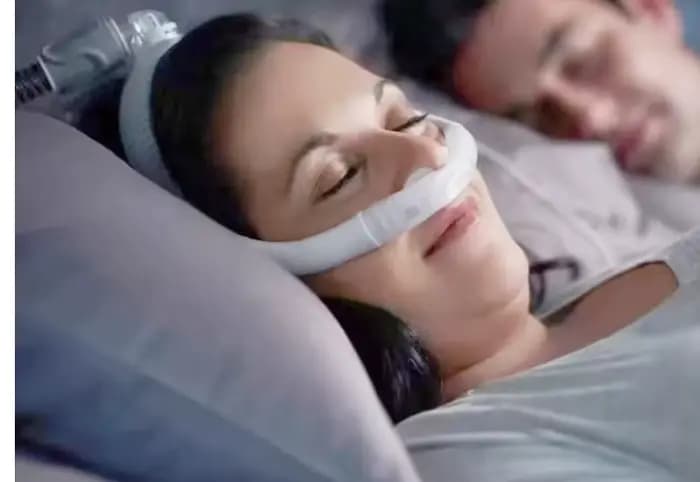 Resmed Airfit P30i masque d'oreillers nasaux masque CPAP comprend sangle, cadre, coussin d'oreiller (M/L/S) Apnée du sommeil Anti-ronflement