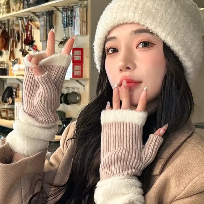 Gants pour femmes nouveau coréen Simple à la mode décontracté polyvalent demi doigt hiver chaud confortable gants de haute qualité pour fille