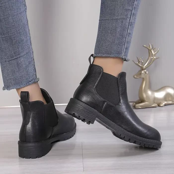 Bottines Chelsea décontractées à bout rond pour femmes, bottes courtes en cuir PU noir, confortables, talons bas, à enfiler, 2024