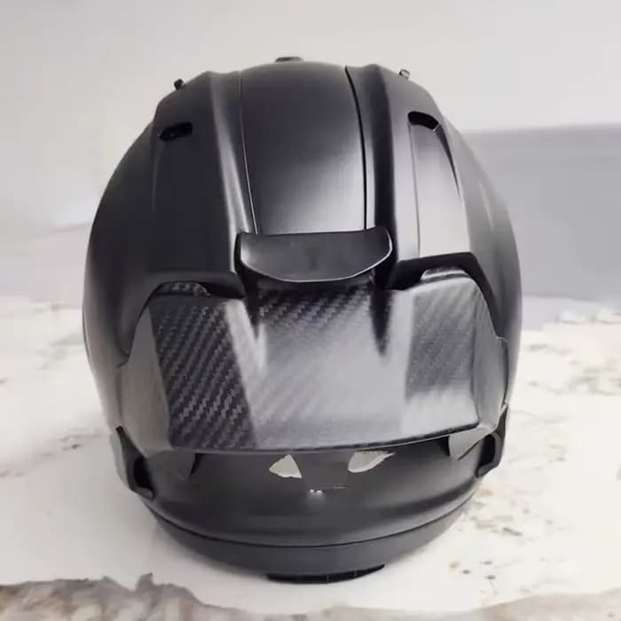 Spoiler de casque en fibre de carbone