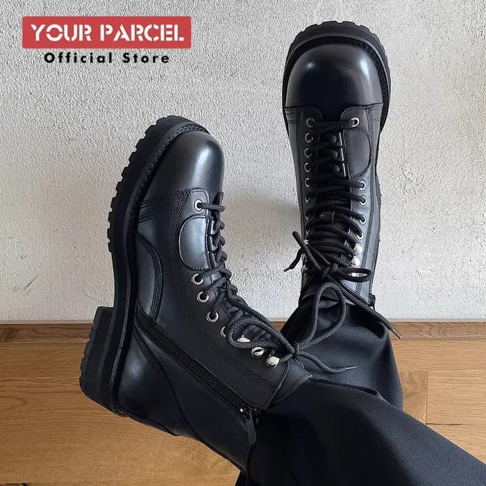 Bottes courtes en cuir noires à lacets pour hommes