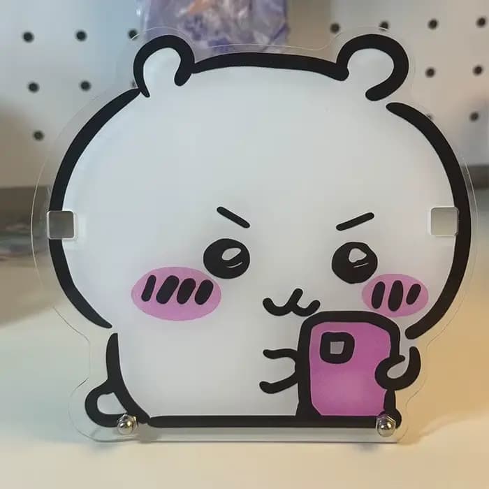 Support à lunettes Kawaii Chiikawa en matériau lisse, organisateur de bureau créatif et pratique, décoration pour la maison et le bureau, utilisation quotidienne exquise