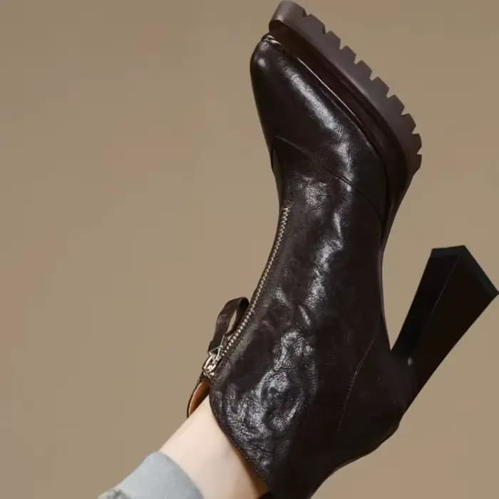 Bout pointu talon Super haut femme polyvalent talon bloc plate-forme bottes simples 2025 nouvelles chaussons