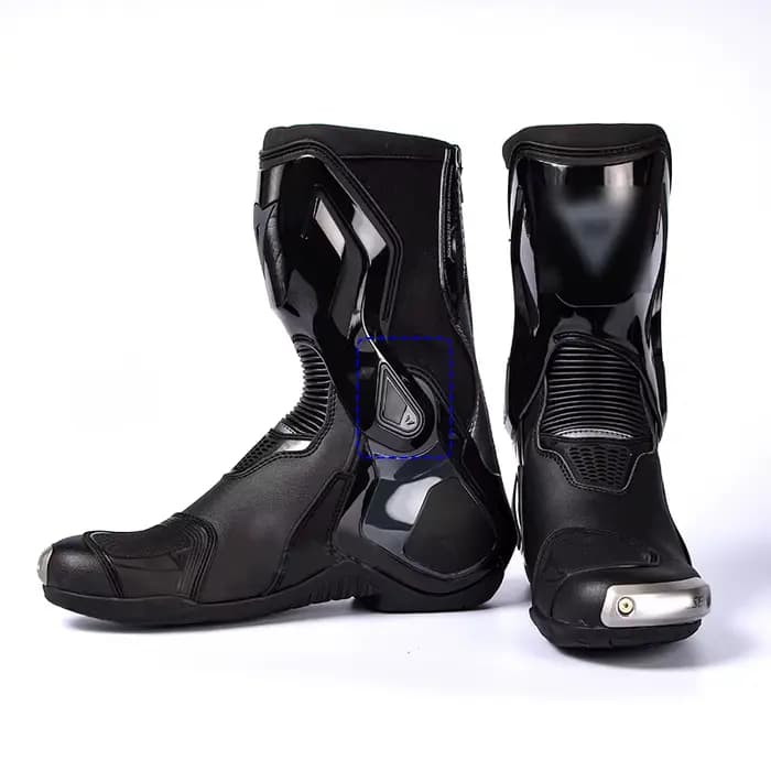Bottes de moto, chaussures de piste