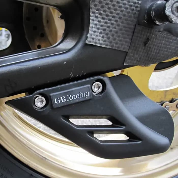 Garde-chaîne inférieur CGA10 pour GSX-S1000