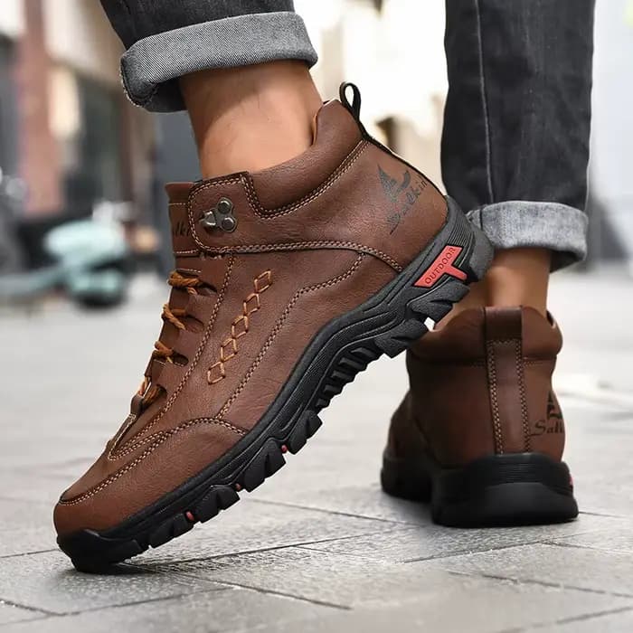 Bottes montantes à bout rond pour hommes