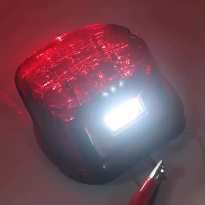 Feu arrière de frein LED pour Harley 2009 et plus tard FLHRC