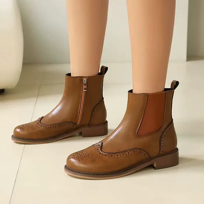 Bottines Chelsea classiques en cuir pour femmes, chaussures richelieu à bout d'aile, confortables, perforées, fermeture éclair latérale, bottines courtes