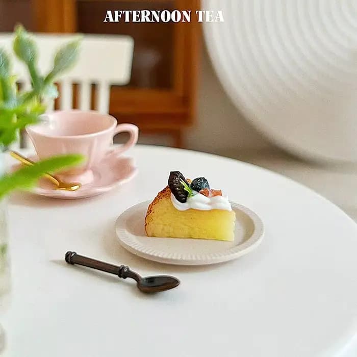 1 pièce d'accessoires de meubles de cuisine pour maison de poupée, mini-gâteau basque, pain, dessert DIY, mini-aliments, crème dessert, miniatures 1/12 pour maison de poupée