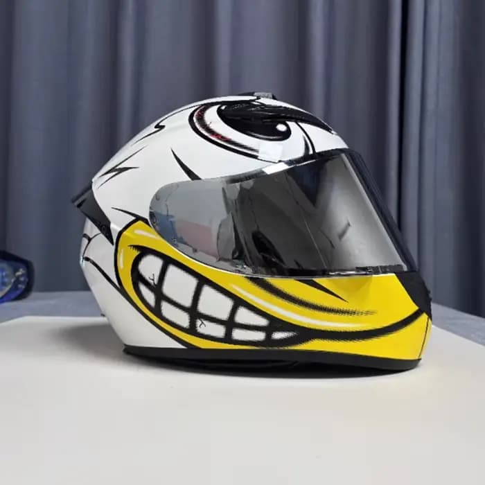 Casque de moto intégral de tourisme ultra durable avec doublure souple conçu pour les longs trajets