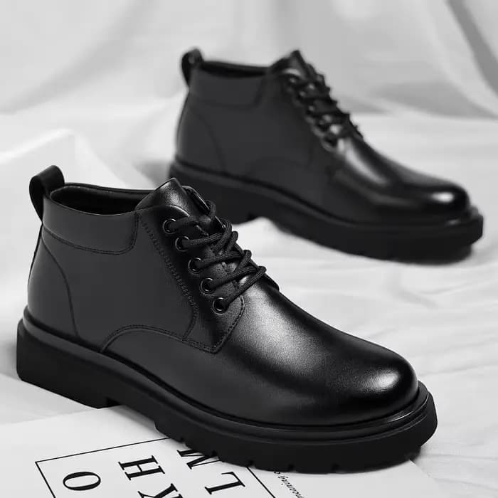 Bottes mi-hautes en cuir noir à lacets pour homme