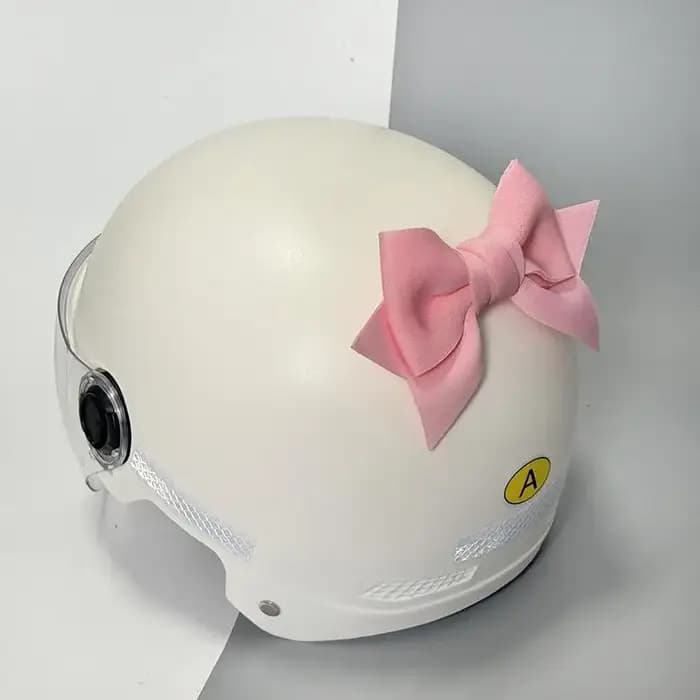 Décoration de casque en forme de nœud pour casques de moto et de patinage, nœuds mignons faits à la main, conception durable et flexible pour équipement de sécurité sportive