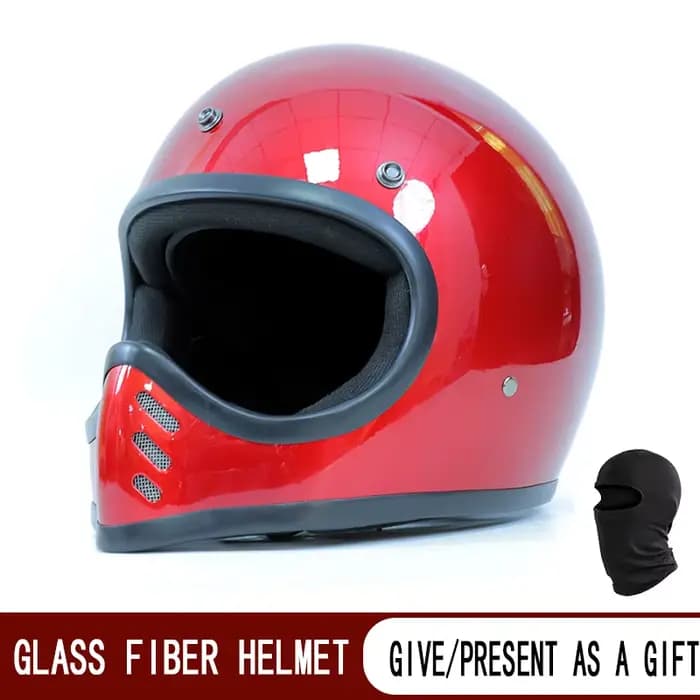 Casque de moto japonais pointu