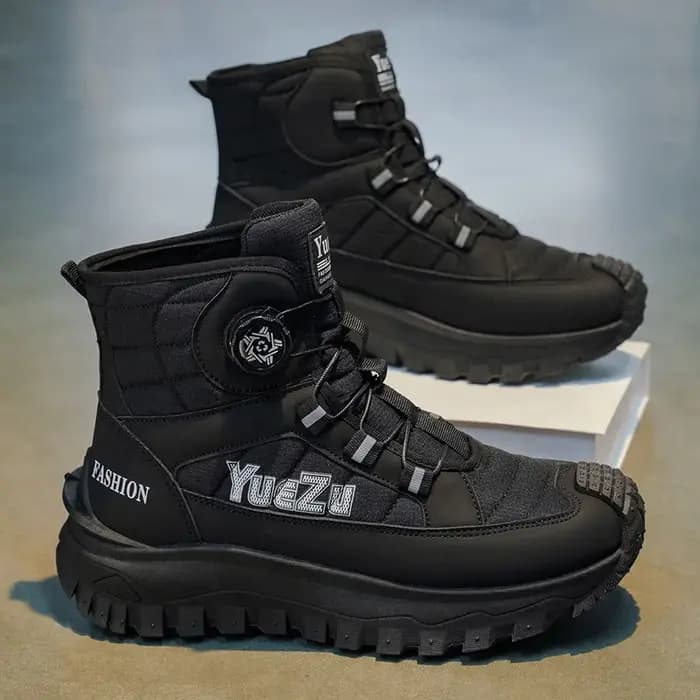Bottes hautes sans lacets pour hommes, doublure en tissu doux, semelle épaisse résistante à l'usure, idéales pour les activités de plein air, le sport et le quotidien décontracté.