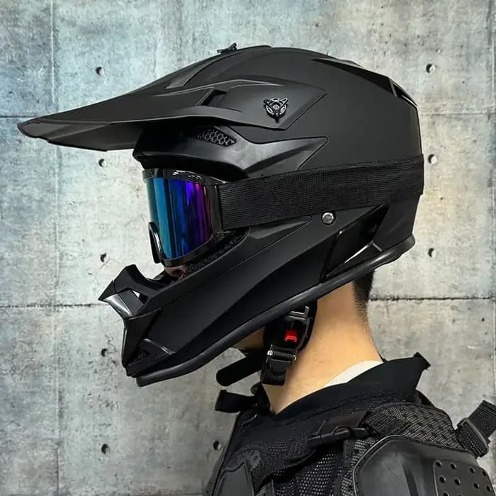Casque de moto tout-terrain