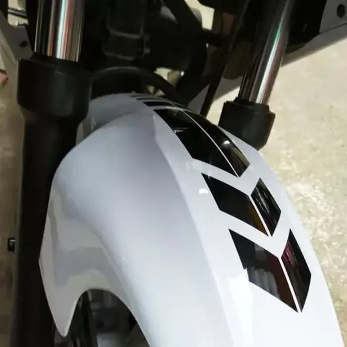 Autocollants réfléchissants à rayures de flèche pour Moto, pâte de garde-boue, avertissement de sécu