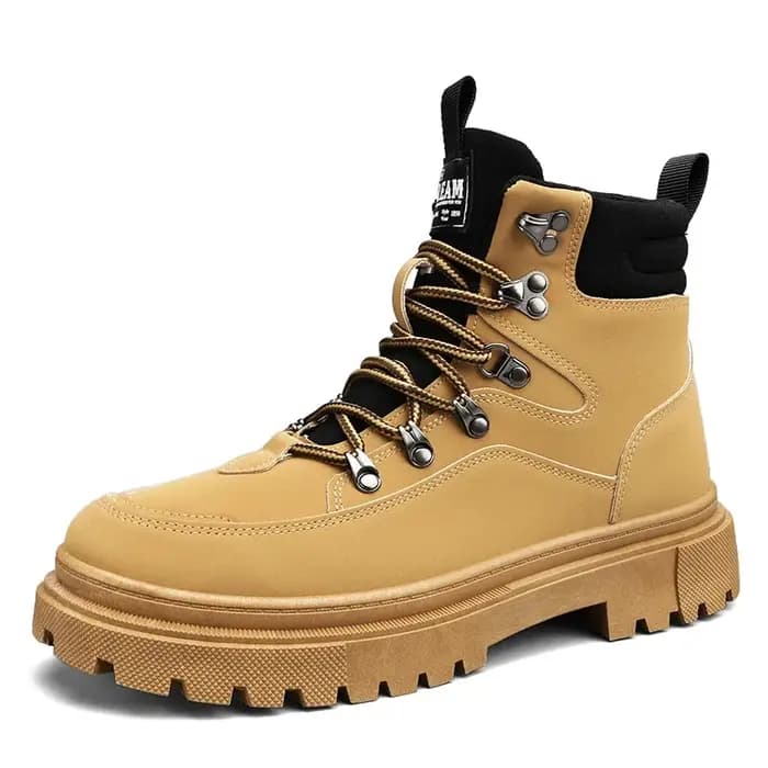 Bottes de moto tendance pour hommes, chaussures de travail à tige haute, bottes en cuir confortables, bottes de travail pour hommes à plateforme pour l'extérieur.