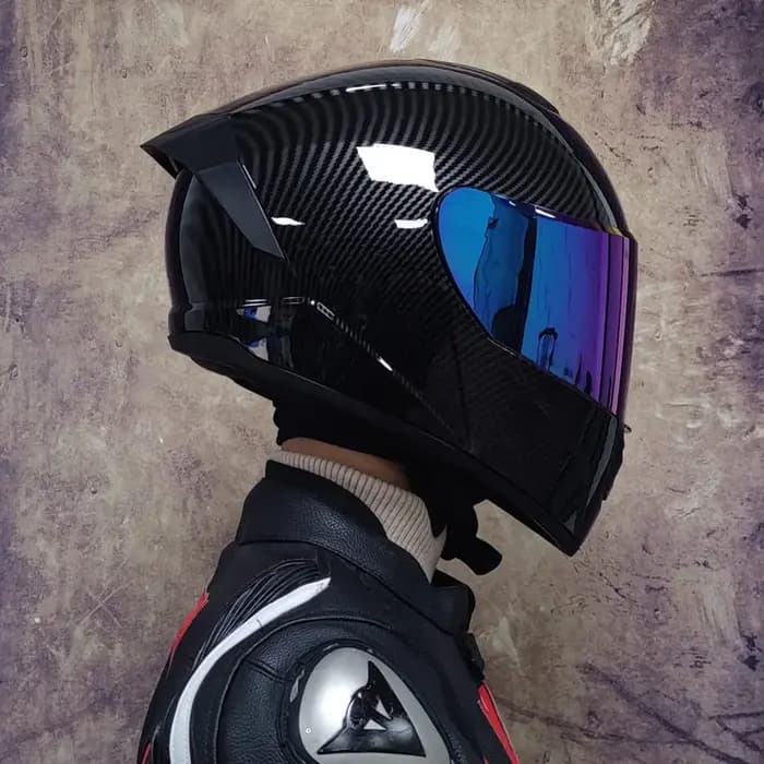 Casques de moto pour hommes et tenue de femme