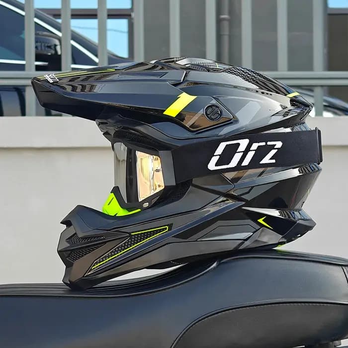 Casque de moto tout-terrain de haute qualité, casque intégral pour VTT DH, certifié DOT pour la course sur sentier et la conduite