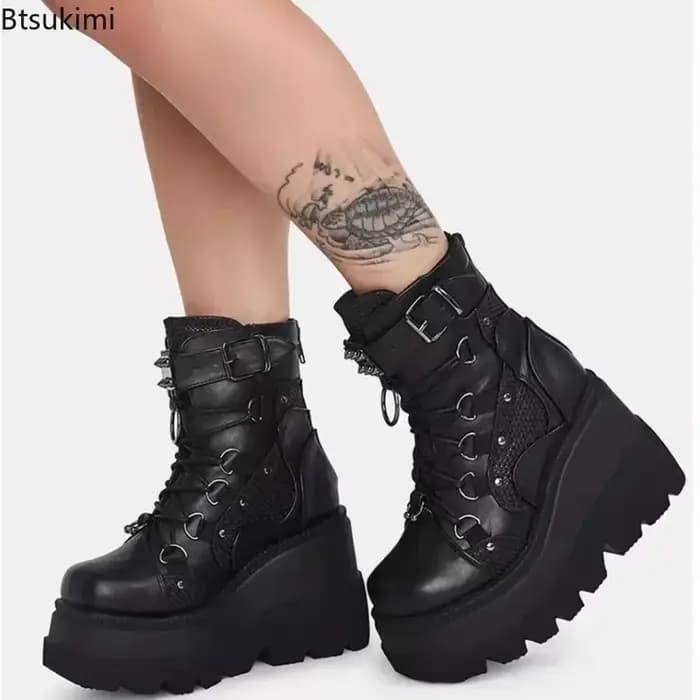 Bottes de moto punk gothiques pour femmes 2026, à plateforme, talon épais, bottines à talon compensé, chaussures noires pour femmes