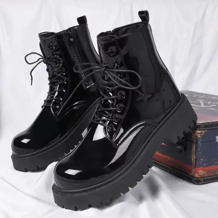 2025 nouveaux hommes noir en cuir verni Style britannique moto botte Couple extérieur haut