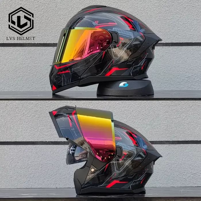 LVS dernier casque de moto double lentille
