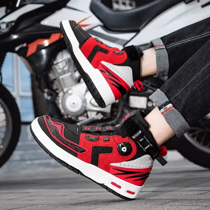 Bottes de moto antidérapantes à la mode et à la mode