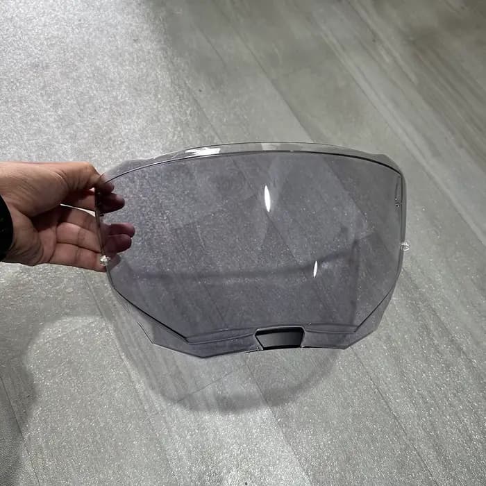 Visière photochromique pour casque de moto