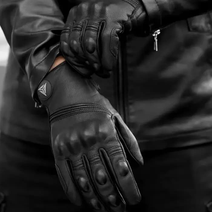 Gants de moto d'hiver en cuir hommes femmes chaud intérieur coupe-vent écran tactile Gants en cuir véritable Luvas Guantes moto ATV