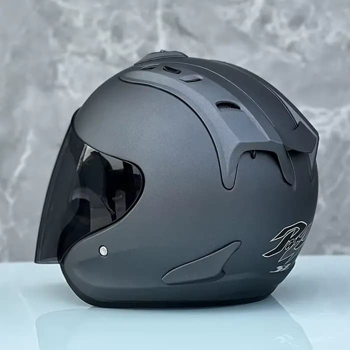 Demi-Casque Gris à Visage Ouvert pour Moto